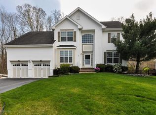 94 Hannah Pl, Bayville, NJ 08721