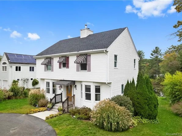 14 Pattagansett Drive, East Lyme, CT 06333