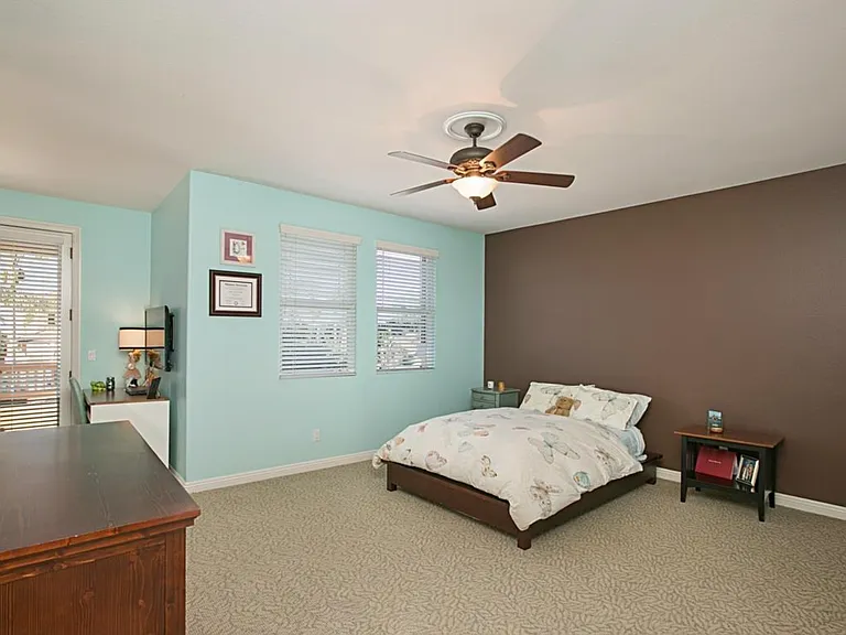 7472 Collins Ranch Ter — Photo 8