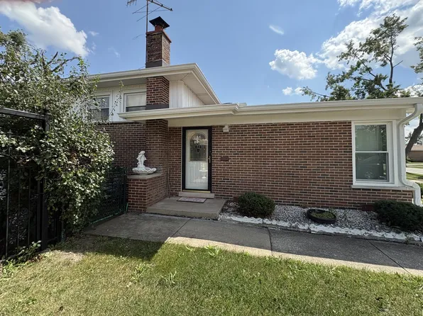 235 S Mayfair Pl, Chicago Heights, IL 60411