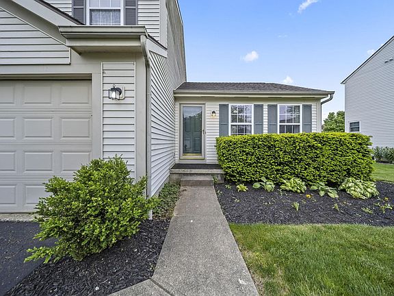 3rd image of 9053 Longstone Dr