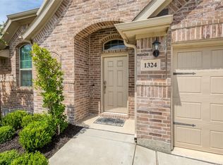 1324 Surfside Dr, Azle, TX 76020