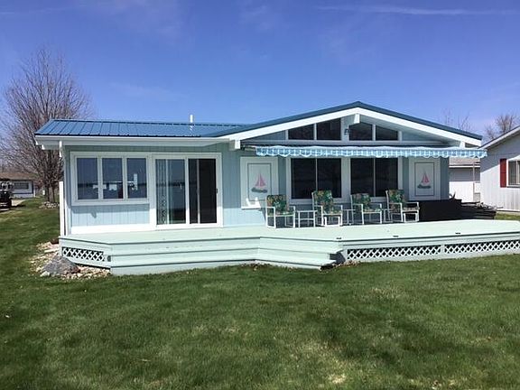 4th image of 13368 W Shore Dr