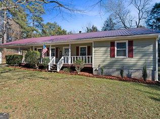 52 Jennifer Ln, Carrollton, GA 30116