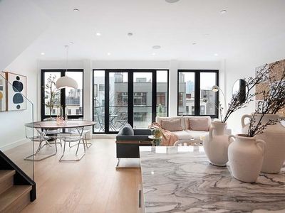 130 Huron St #4, Brooklyn, NY, 11222
