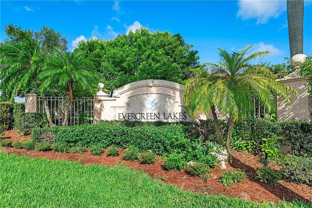 2 bed, 2.0 bath, 1246 sqft, $2,275 — Photo 1