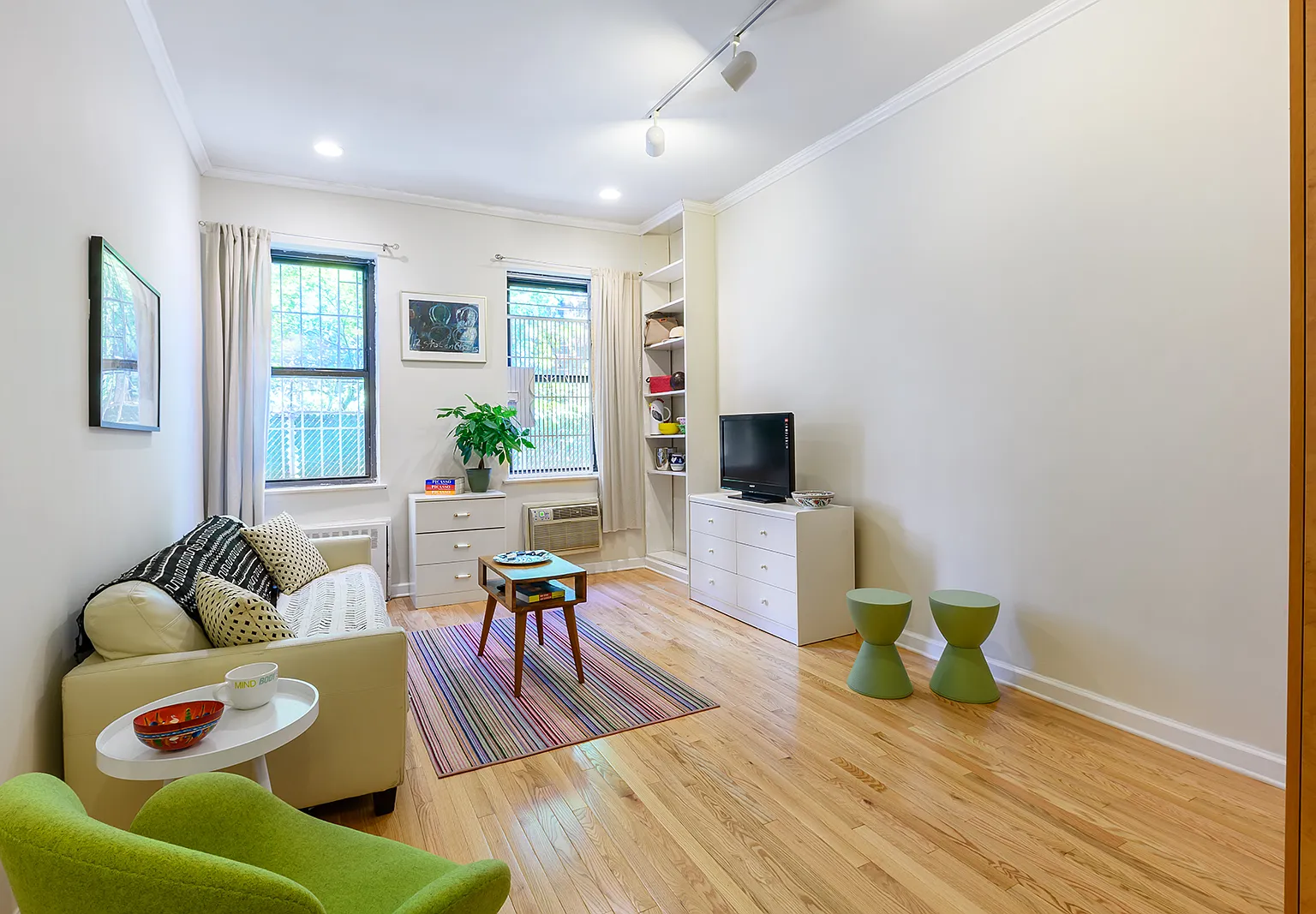415 East 80th Street — Photo 1