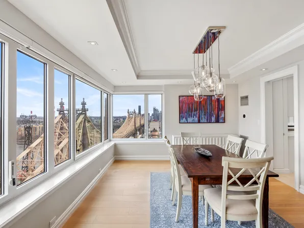 425 East 58th Street 26B image 1 of 11