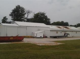 312 N East St, Elnora, IN 47529