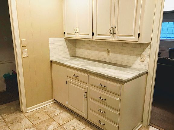 5th image of 8361 Somerset Dr APT 300