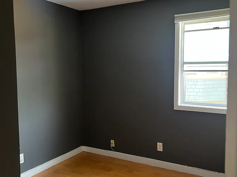 1442 W 27th St #3 — Photo 8