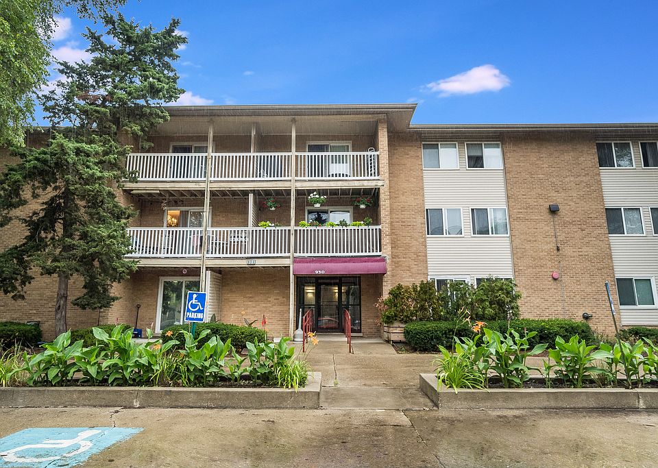1st image of 930 Beau Dr Unit 209