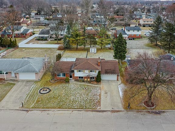 3rd image of 37578 Ladue St