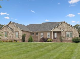 2961 Oak Grove Church Rd, Bethpage, TN 37022