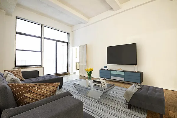 Sold by Benjamin Rose Real Estate | media 14