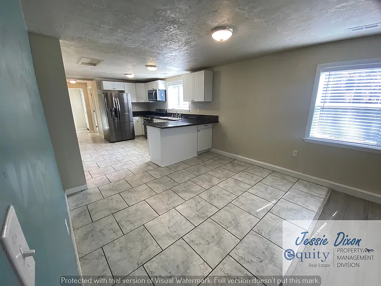 4030 S Madison Ave — Photo 10