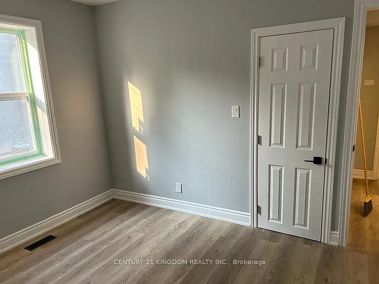 35 Homestead Rd #MAIN — Photo 6