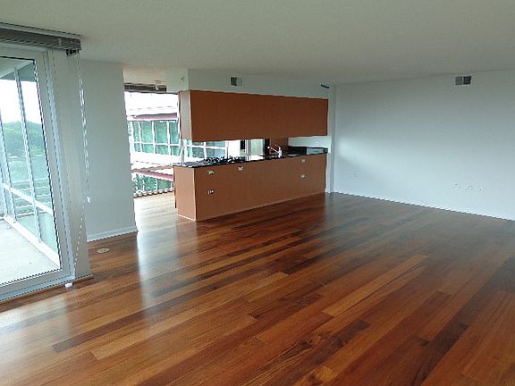 5th image of 9655 Woods Dr Unit 611