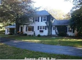 3 Deer Run Rdg, Woodbridge, CT 06525