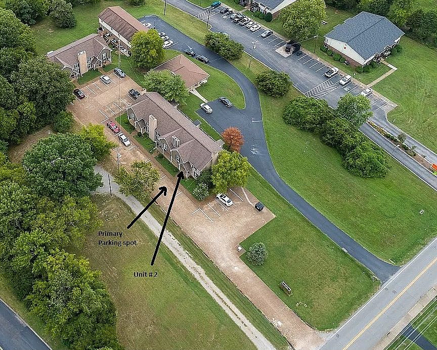 1st image of 724 Due West Ave N #2