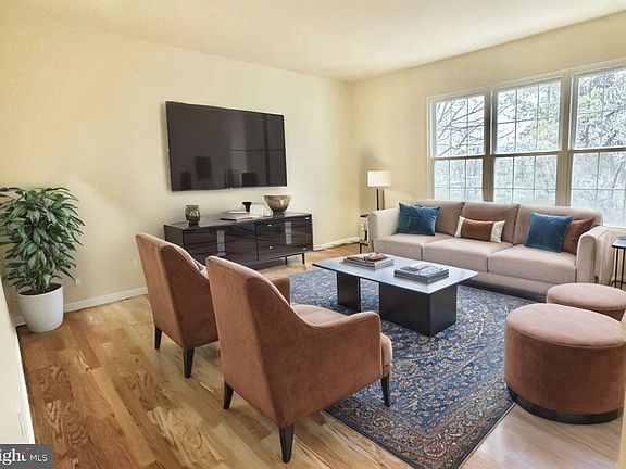 4th image of 13246 Coppermill Dr