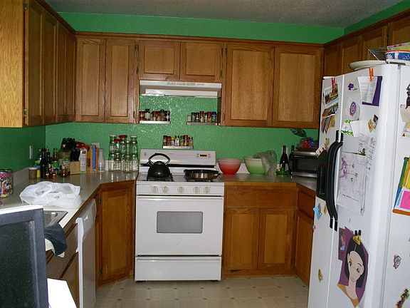 4th image of 1427 Boswell Dr