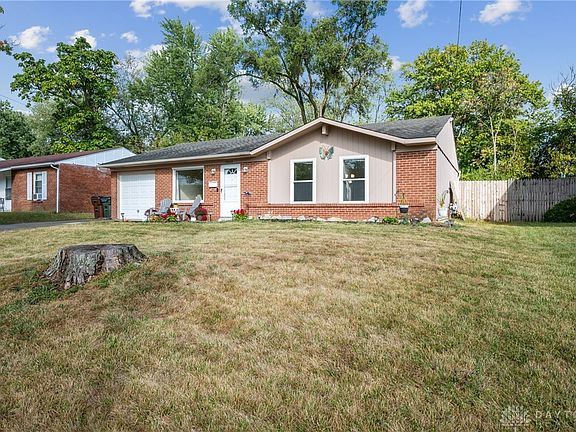 2nd image of 10008 Sturgeon Ln