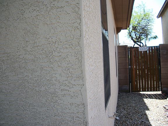 4th image of 16147 W Port Royale Ln
