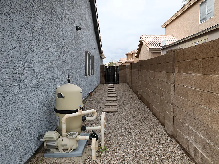 15201 S 47th Way — Photo 35