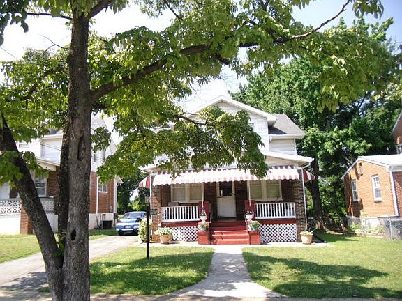 3rd image of 2630 Florida Ave NW