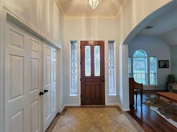 4th image of 1414 Emmott Dr
