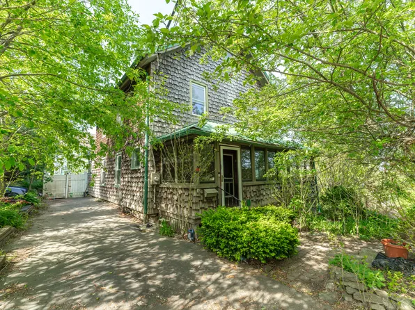 10 Godfrey Street, Groton, CT 06355