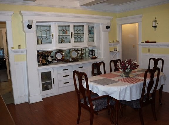 4th image of 2334 W 30th St