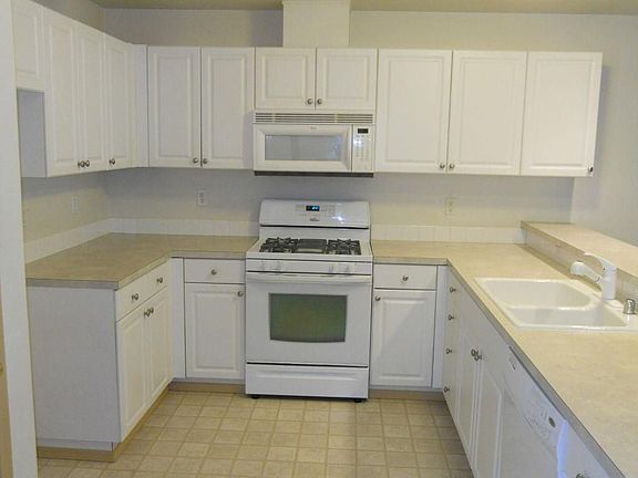 3rd image of 15414 35th Ave W #21
