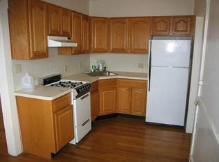 97 College Ave APT 1, Somerville, MA 02144