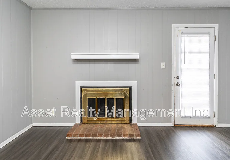 9157 Cedarpark Ln #B — Photo 8