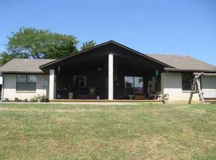 5430 Roadrunner Dr, Caddo, OK 74729