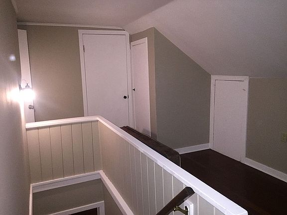 3rd image of 2111 Nott St