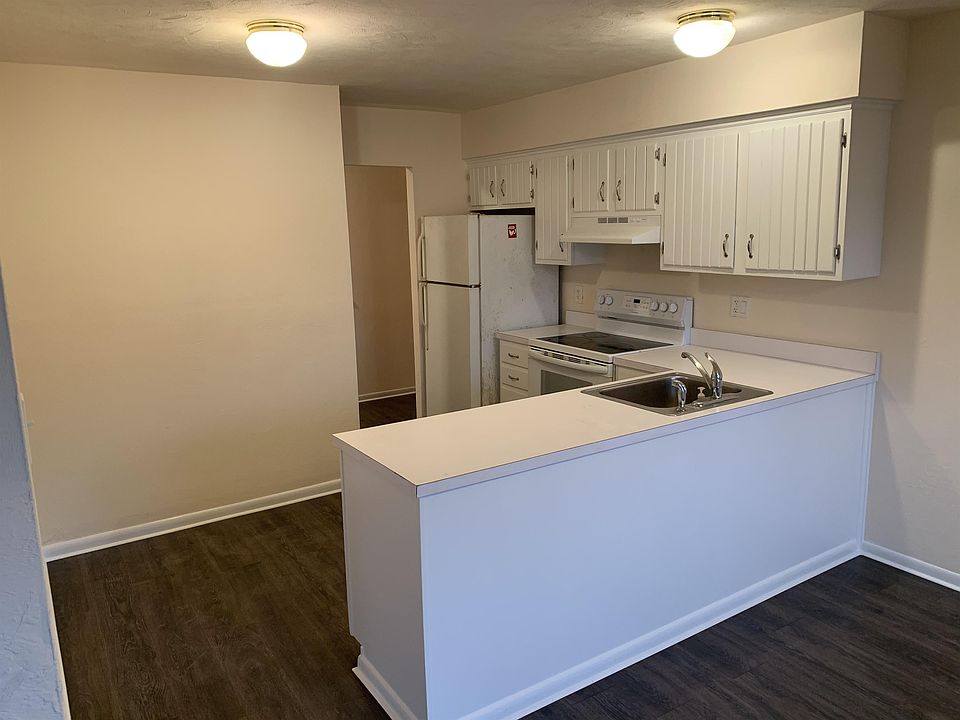 1st image of 500 Campbell Cir #H-17