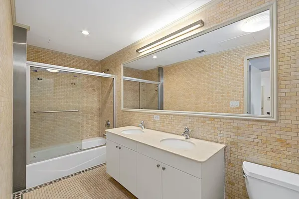 Rented by Douglas Elliman | media 7