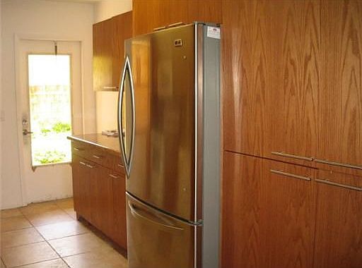 4th image of 4804 N Flagler Dr