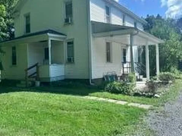 91 Condon Rd #3, Stillwater, NY 12170
