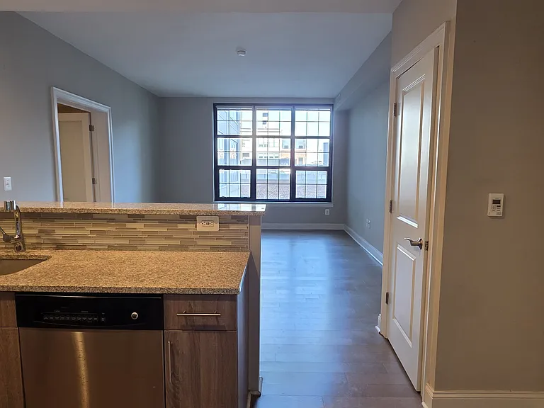 216 Arch St #411 — Photo 2