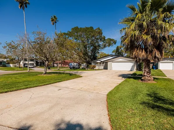 5500 Bayou Grande Blvd NE, Saint Petersburg, FL 33703