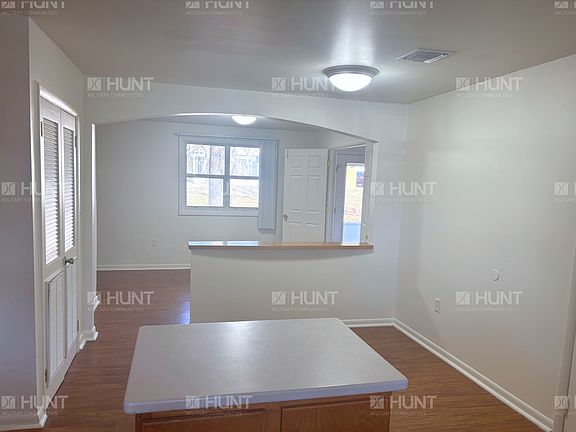 4th image of 102 Banyan Dr