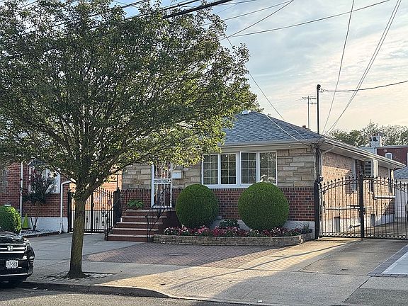 5th image of 10714 80th St
