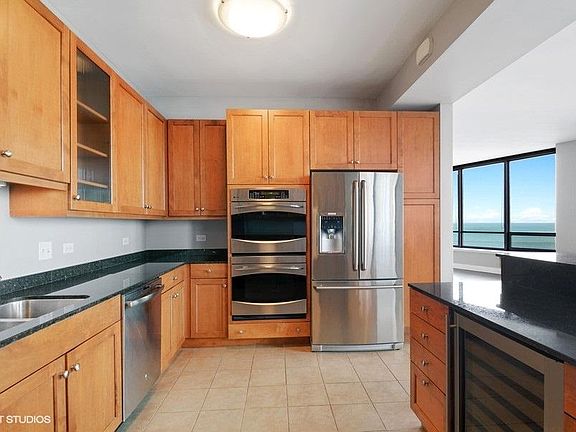 5th image of 600 N Lake Shore Dr APT 2004