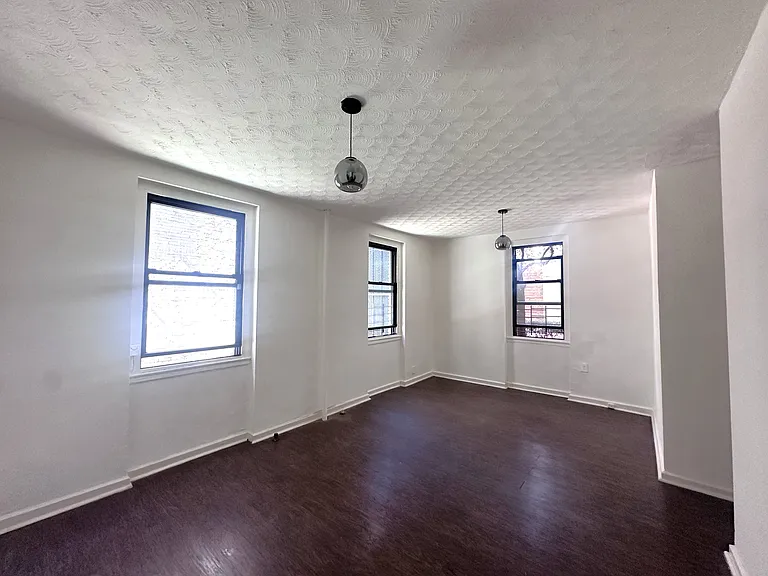 21-58 35th St #1A — Photo 9