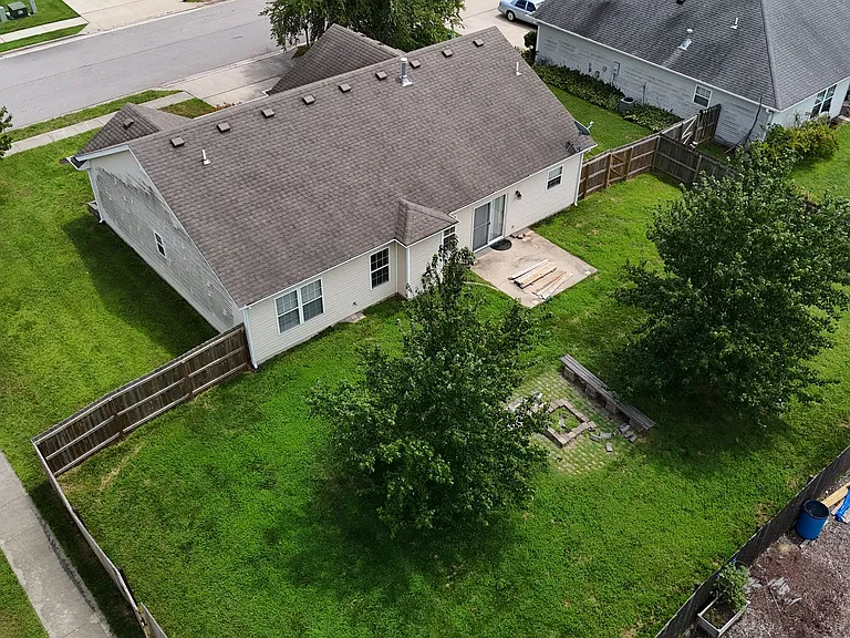4203 Spring Cress Dr — Photo 31