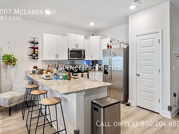 4th image of 1007 McLaren Cir